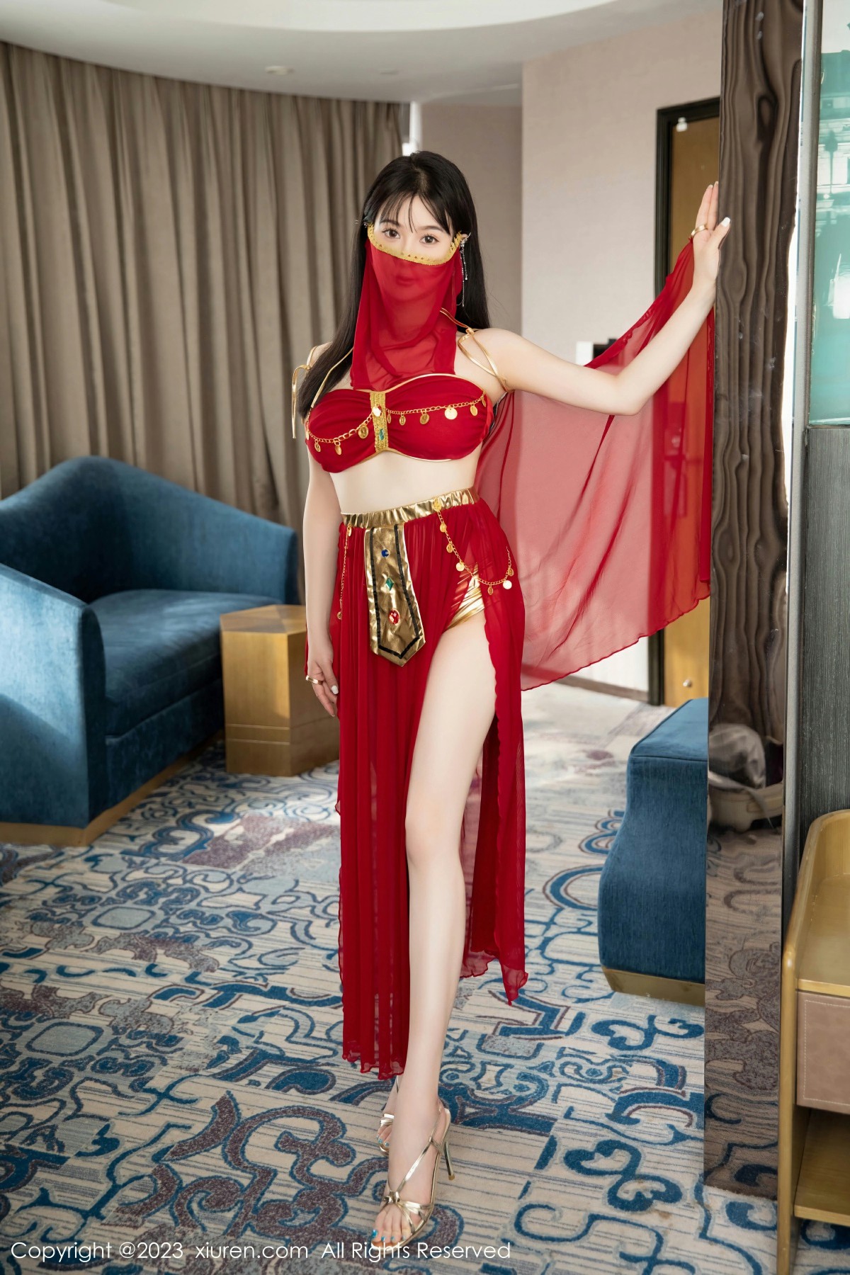 [XiuRen秀人网] 2023.07.19 No.7103 柚琪Rich 红色西域舞服  性感写真 [73+1P]