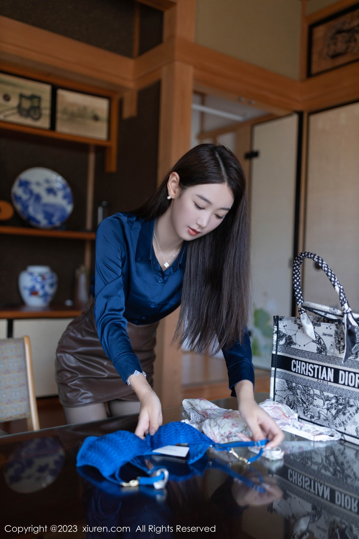 [XiuRen秀人网] 2023.09.25 No.7439 唐安琪 性感内衣推销员 济州岛旅拍写真 [78+1P]